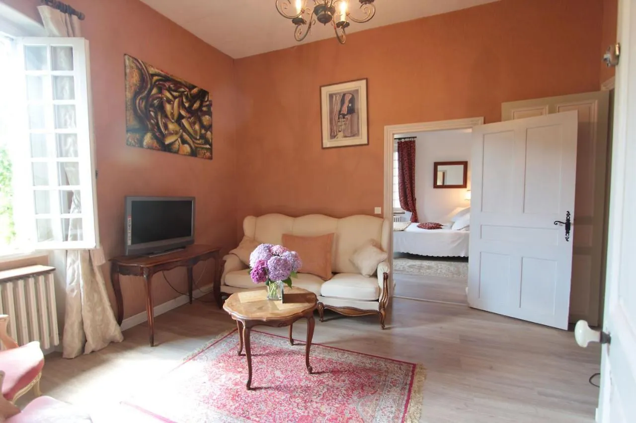 Bed & Breakfast Villa Aimee Luxury Apartments With Heated Pool Vals-les-Bains