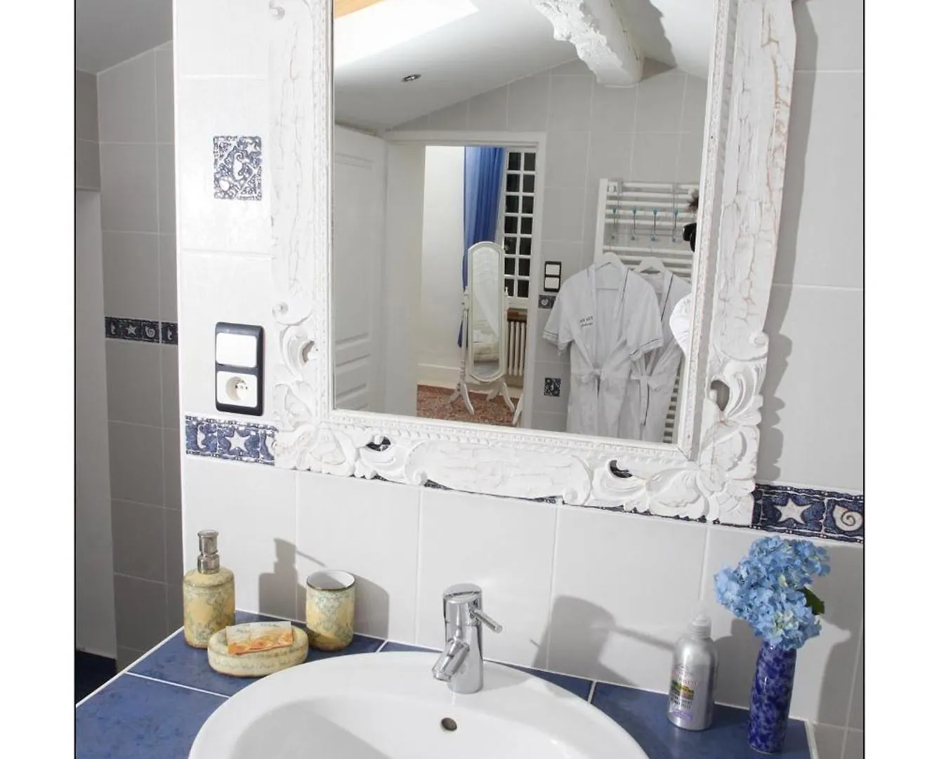 Bed & Breakfast Villa Aimee Luxury Apartments With Heated Pool Vals-les-Bains