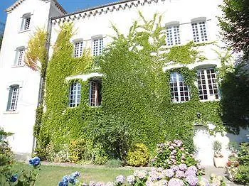 *** Bed & Breakfast Villa Aimee Luxury Apartments With Heated Pool Vals-les-Bains Frankrijk