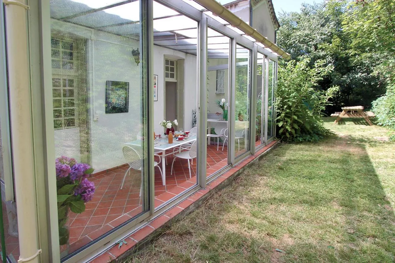Villa Aimee Luxury Apartments With Heated Pool Vals-les-Bains France