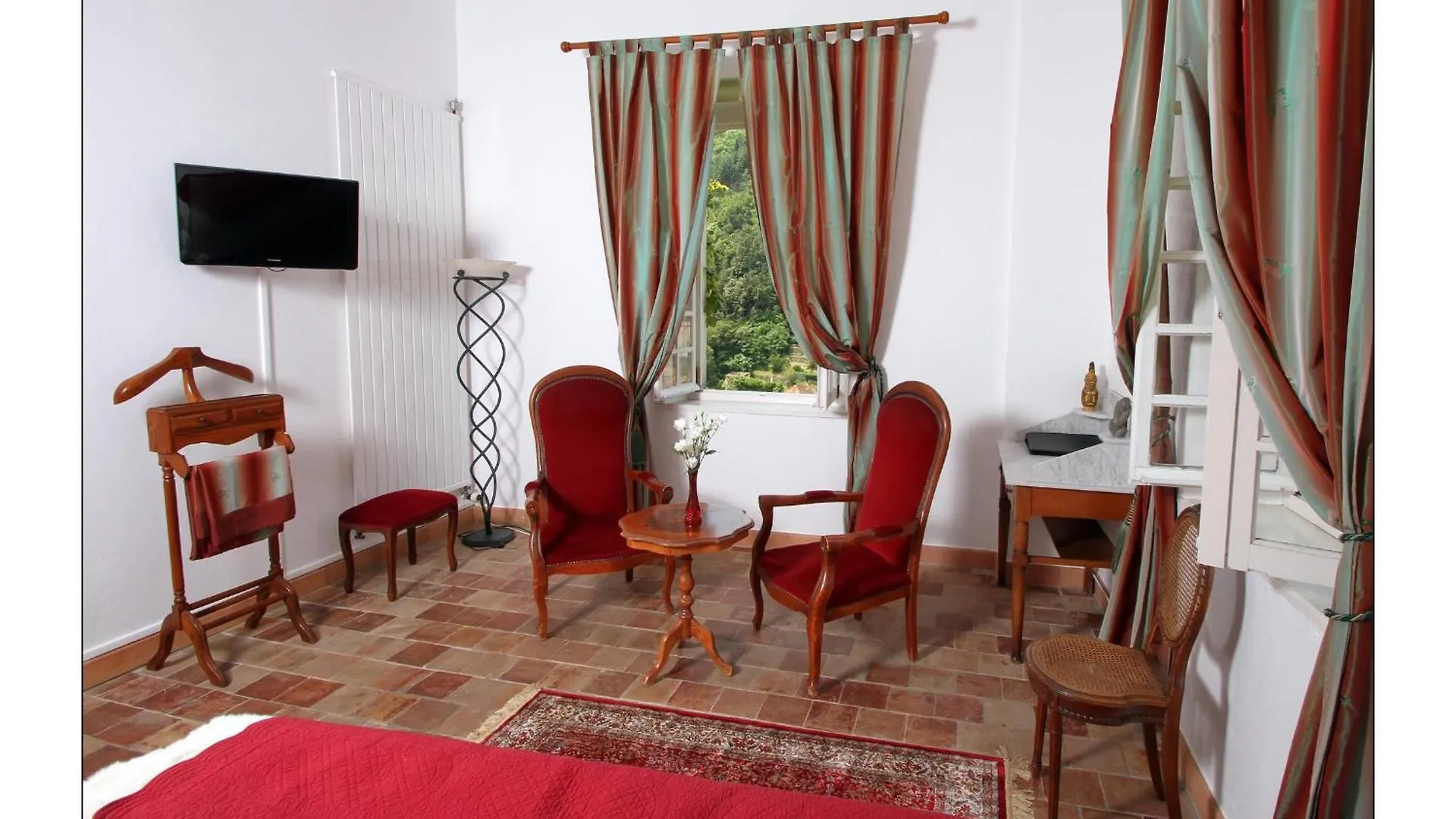 Bed & Breakfast Villa Aimee Luxury Apartments With Heated Pool Vals-les-Bains