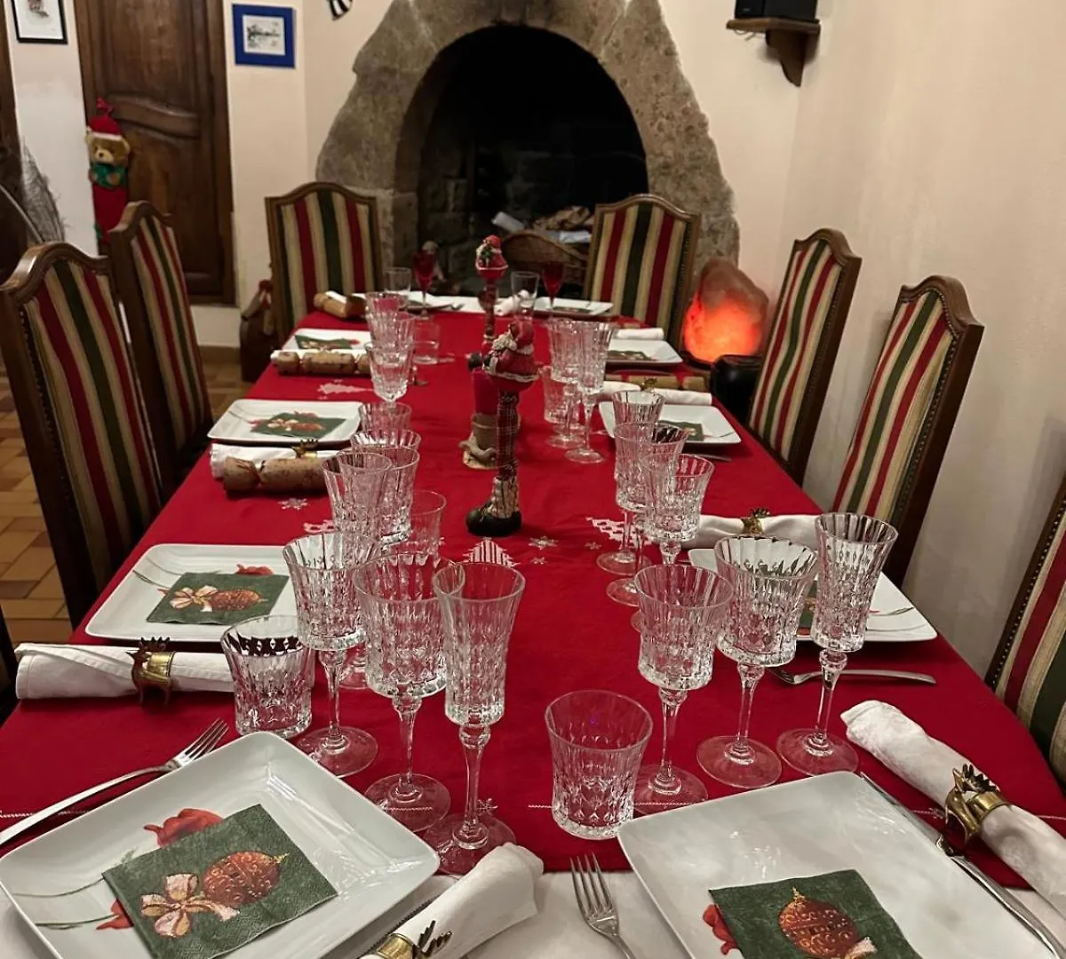 Villa Aimee Luxury Apartments With Heated Pool Vals-les-Bains 3*,