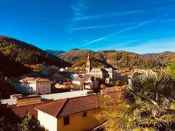 Villa Aimee Luxury Apartments With Heated Pool Vals-les-Bains